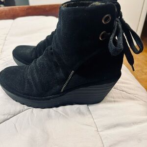 Fly London original slouch Black Suede Boots, Sz 39 (8.5-9)